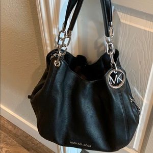 Michael Kors Fulton large shoulder tote .